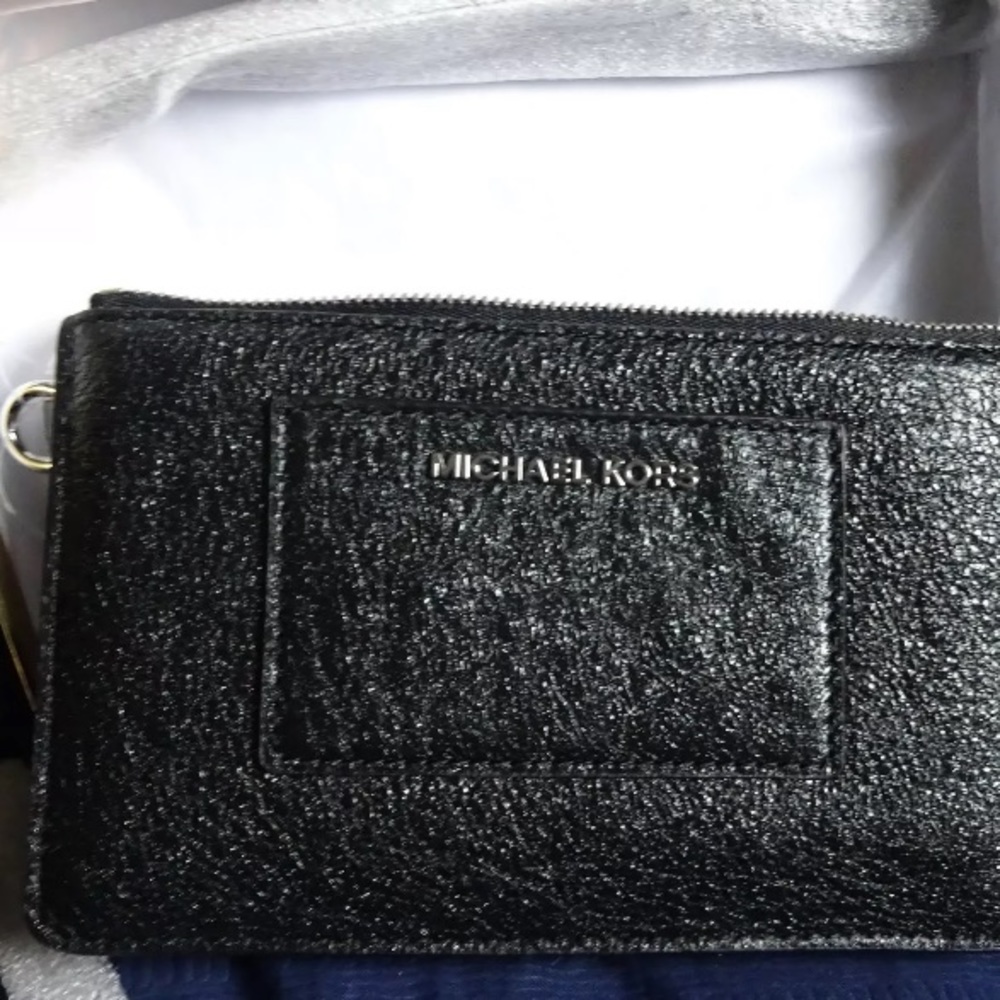 Vintage Metallic Black Michael Kors wristlet - Picture 7 of 15